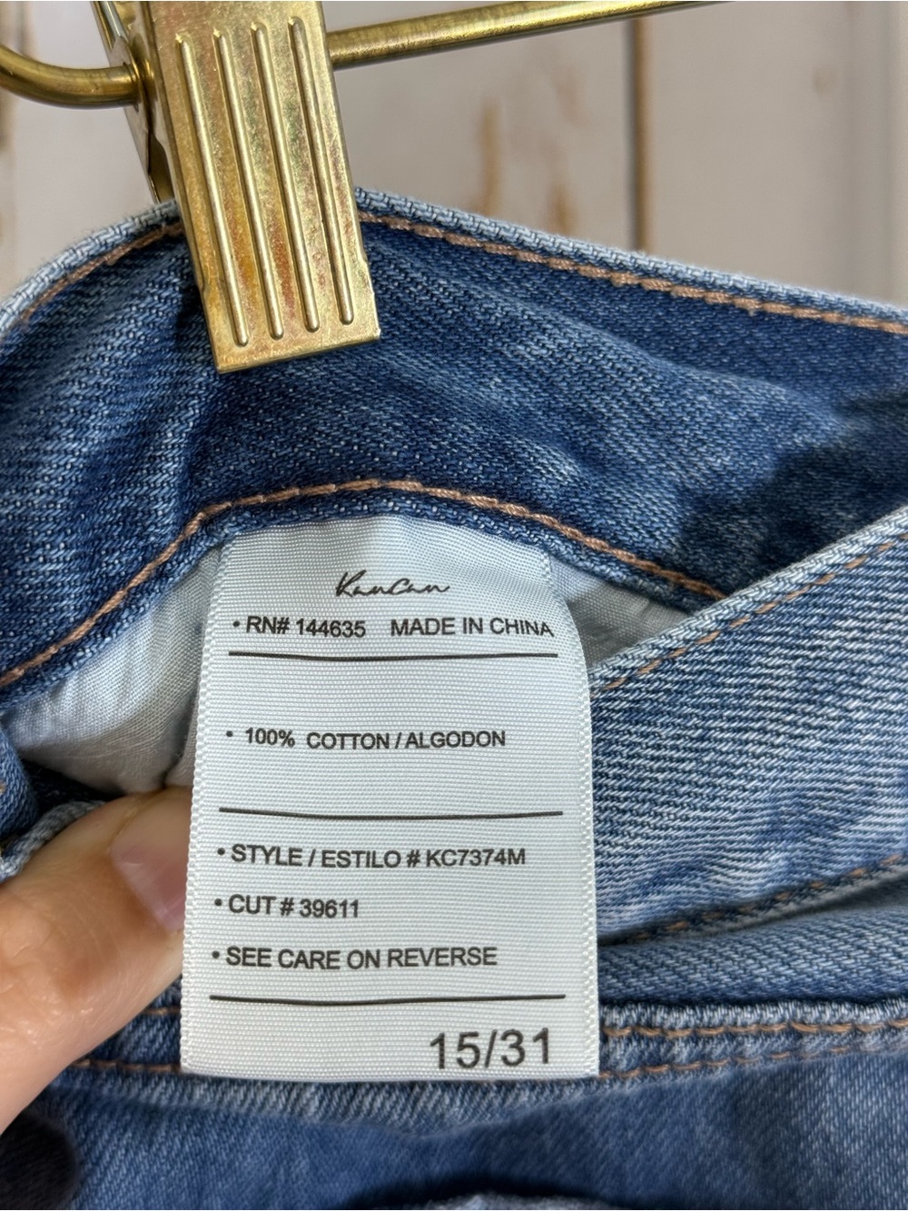 Kancan, Boyfriend Fit 5 Button Fly Jeans, Distressed. Size 15/31. Excellent cond - Picture 6 of 7